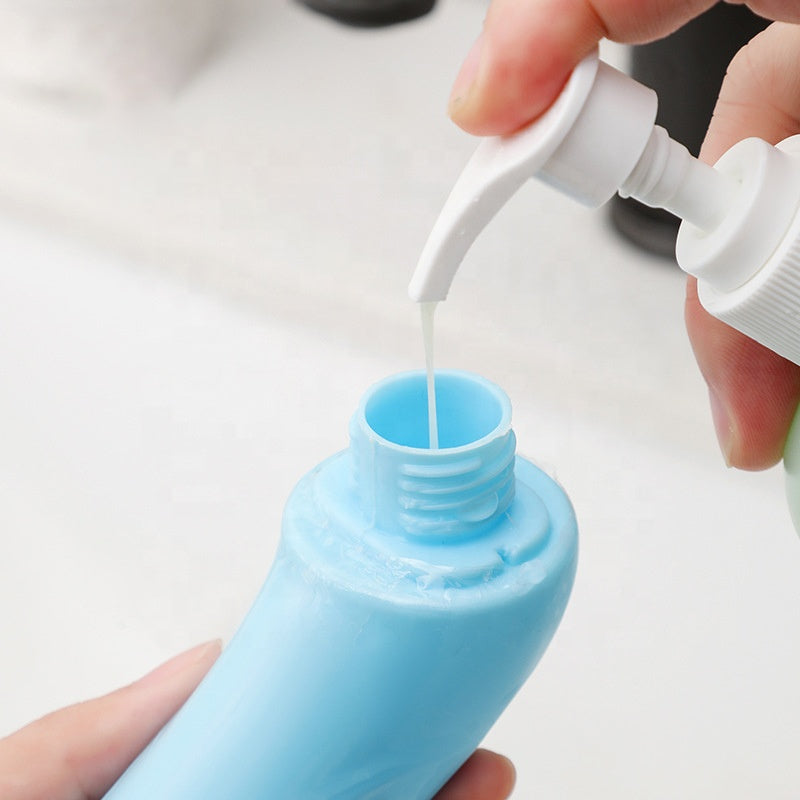 Handheld Pet Bath Brush for Dogs and Cats, Cleaning and Grooming Shower Tool