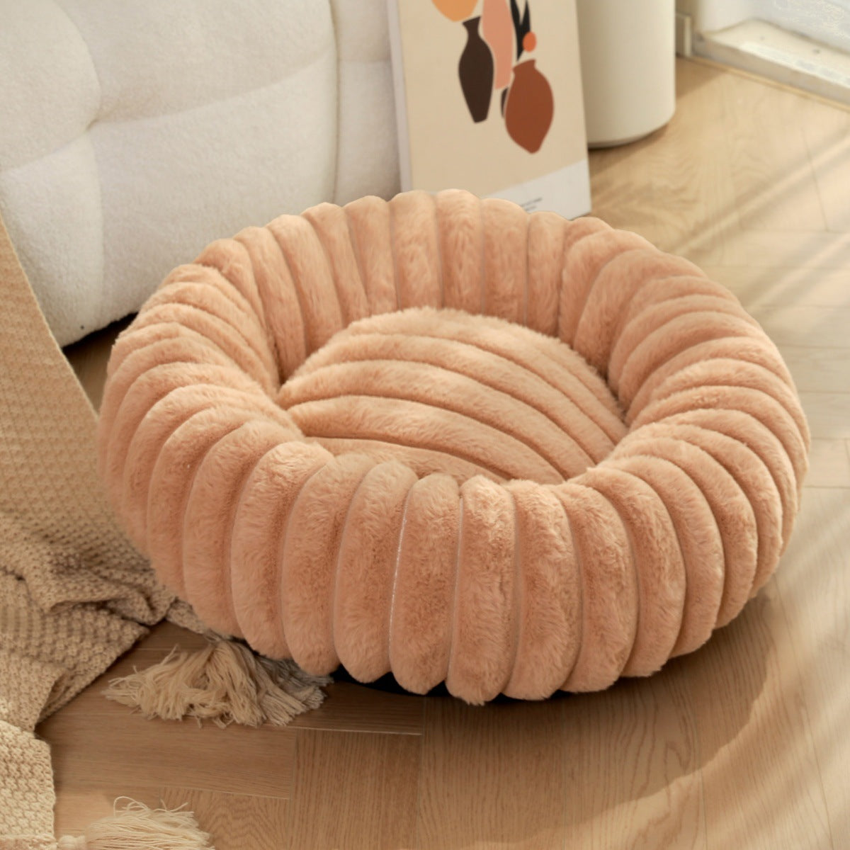 Round Plush Pet Bed with Long Fur, Warm Sleeping Mat for Cats and Dogs